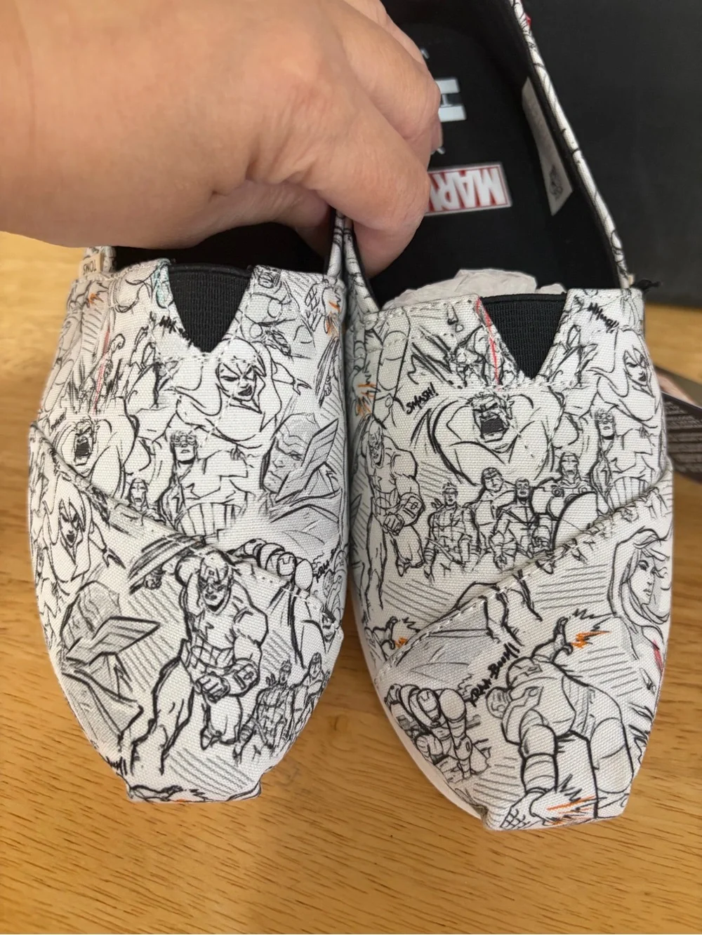 Toms x Marvel Women's Black & White Slip-On Marvel Concept Art Print Classic 6